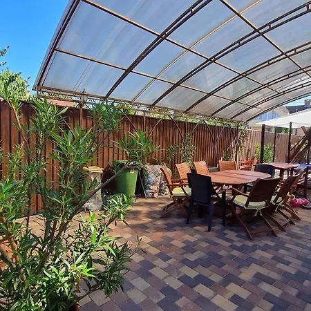 Ada Apartmanhaz בית הארחה Hajdúszoboszló