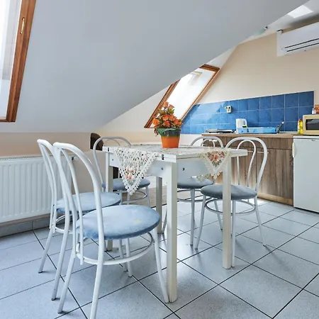 Ada Apartmanhaz