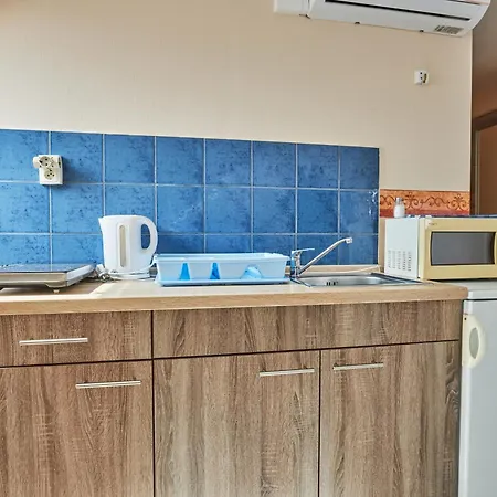 בית הארחה Ada Apartmanhaz Hajdúszoboszló