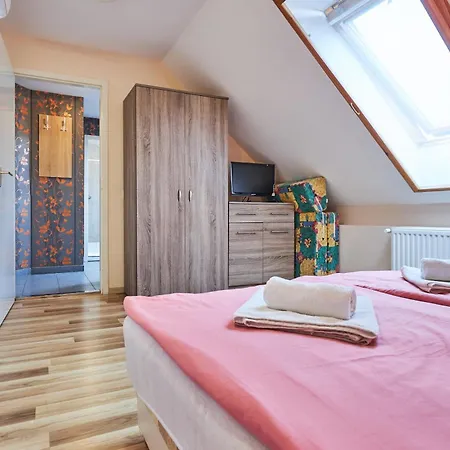 Ada Apartmanhaz