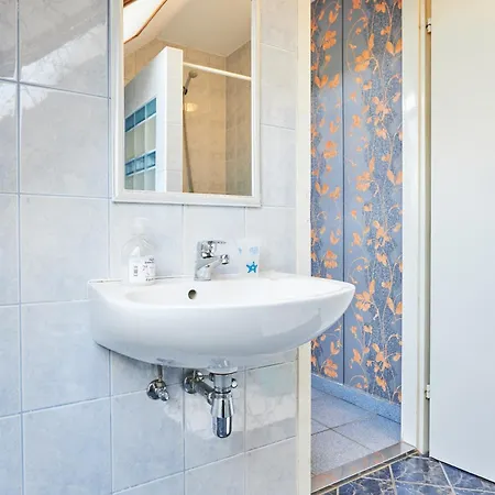 בית הארחה Ada Apartmanhaz Hajdúszoboszló