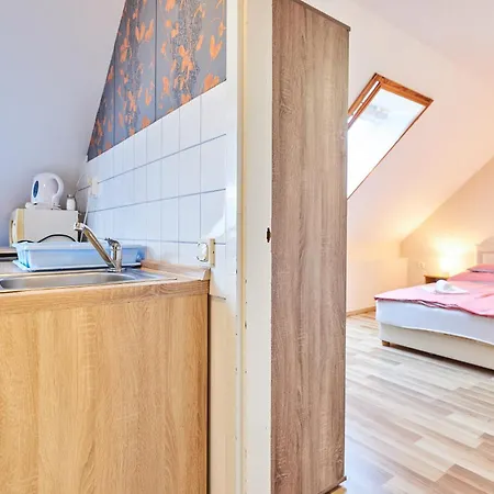 Ada Apartmanhaz