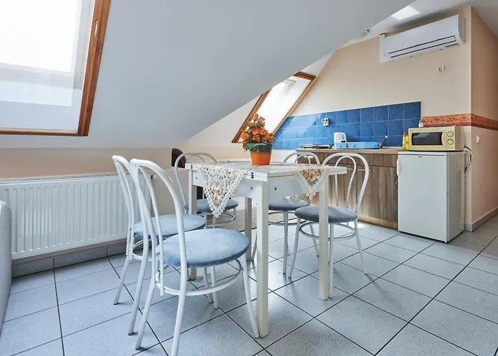 Ada Apartmanhaz
