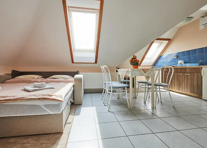 Πανσιόν Ada Apartmanhaz