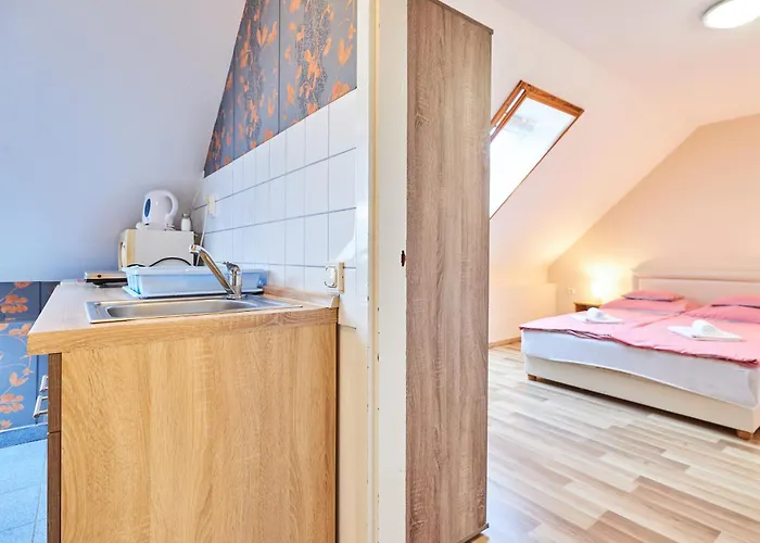 Ada Apartmanhaz